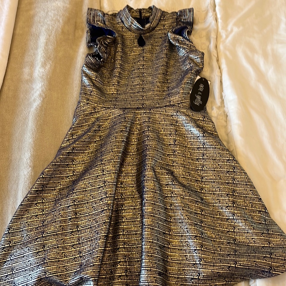 This is an Ava and yelly dress new with tags.